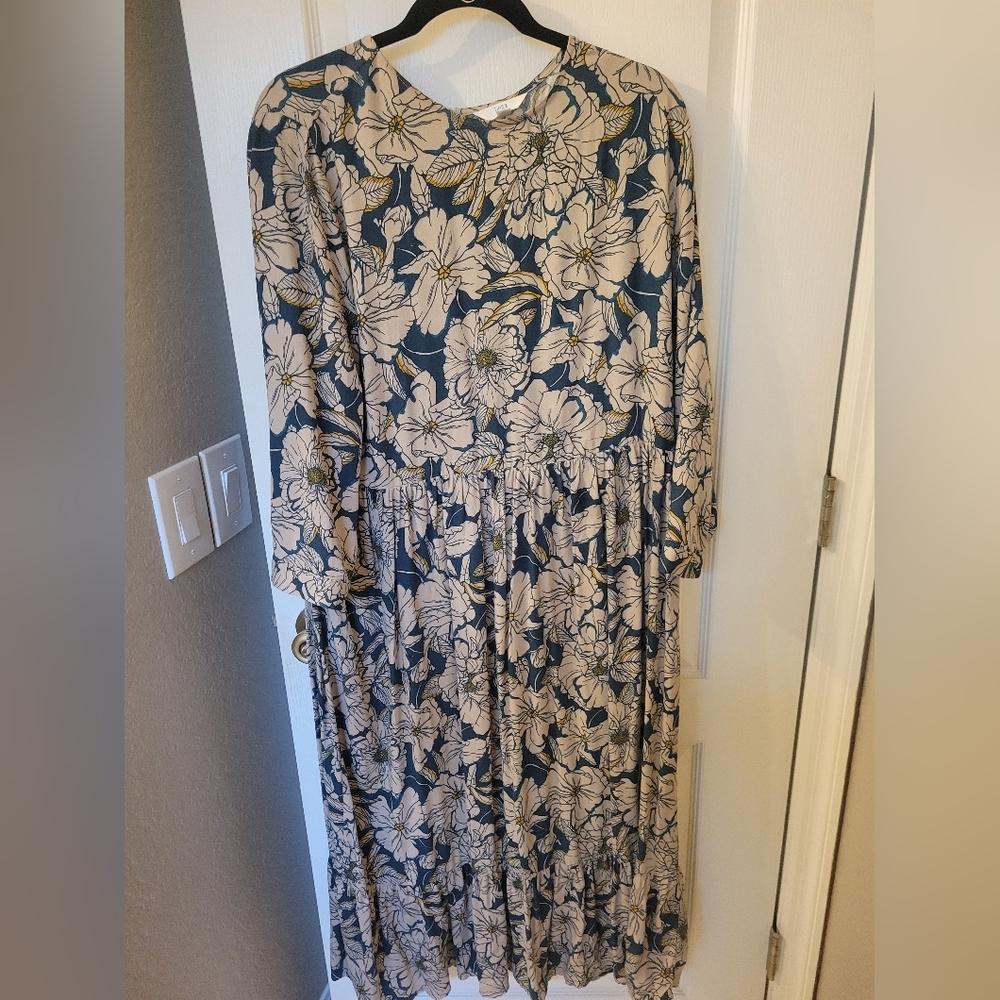 Time And Tru Floral Dress Large